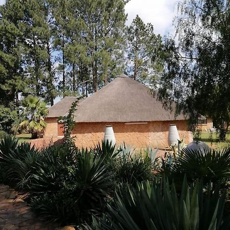 Hotel Matlapeng Country Estate Vanderbijlpark Exterior foto